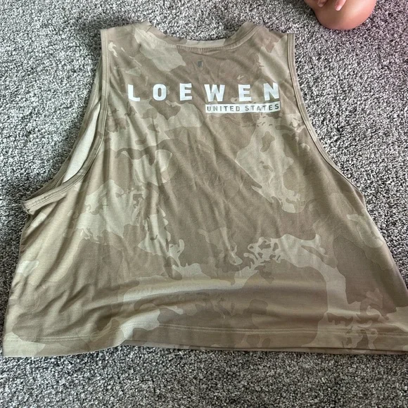 ✨ Loewen Jersey ✨ - Picture 2 of 4